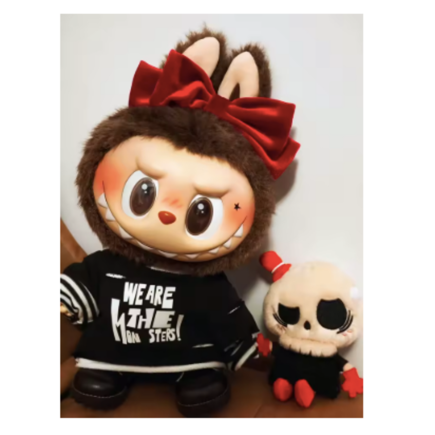 THE MONSTERS Catch Me If You Like Me Series-Vinyl Doll Gift Box  Pink Harmonia Plush Doll Gift Box